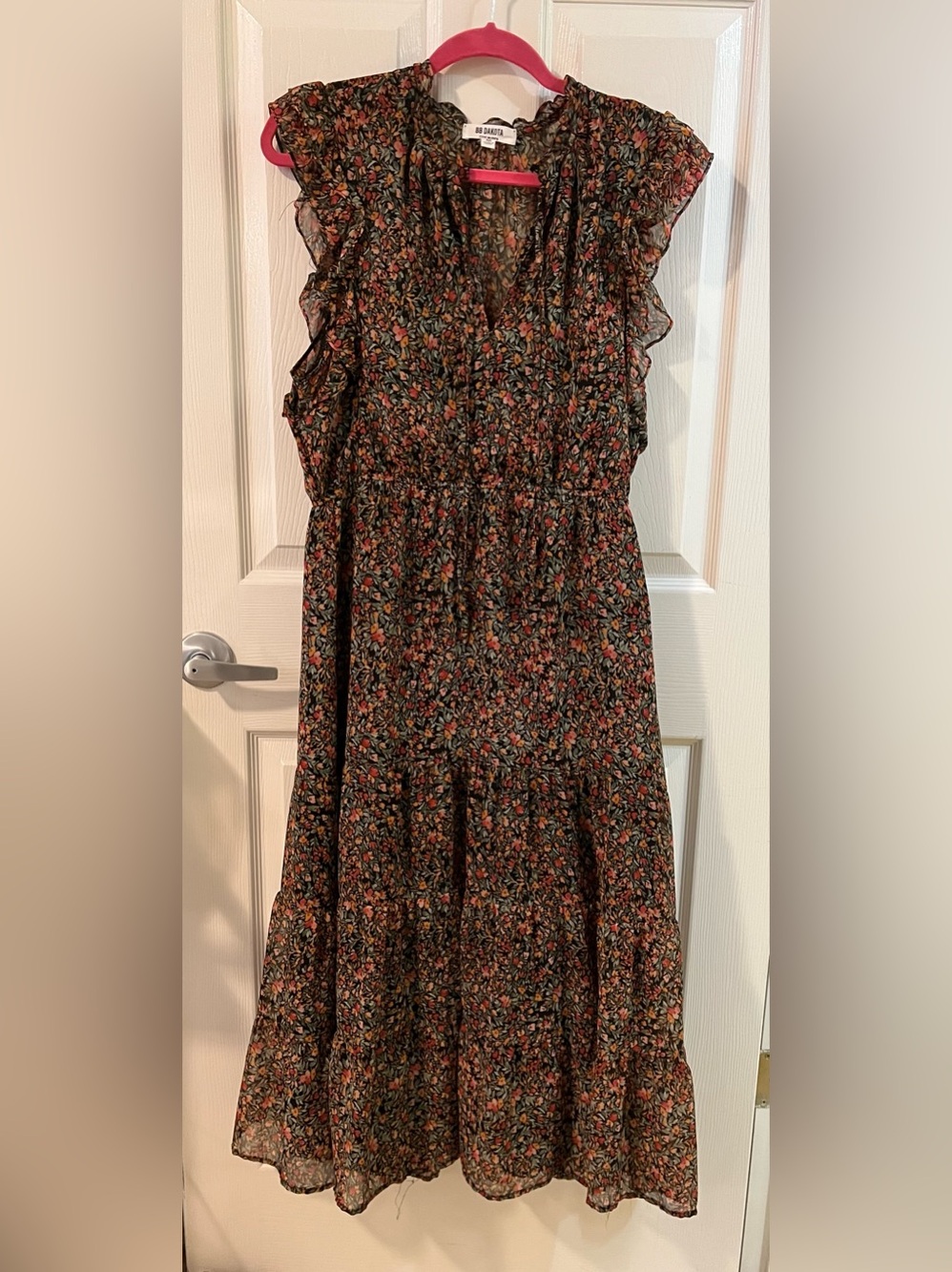Unknown Brand Black Floral Ruffle Sleeve Midi Dress
